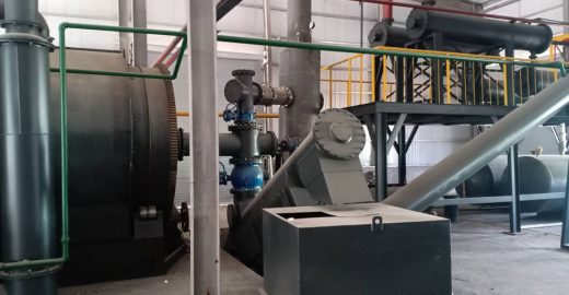 Waste Tire Pyrolysis Machine