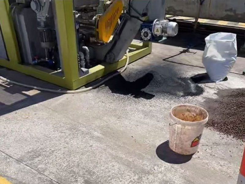 Mobile Biomass Pyrolysis Machine